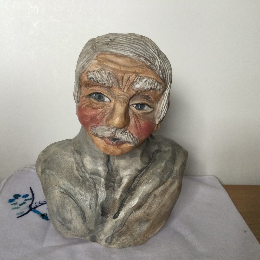 Vintage Figurine statue sculpture old man head very detailed artist signed rare